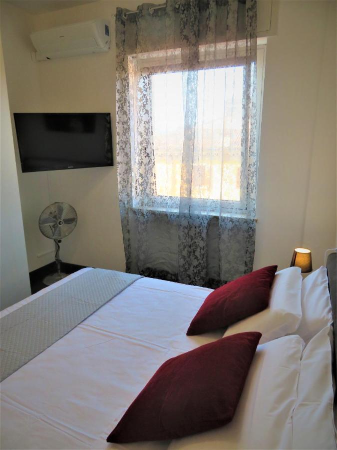 City39 "Residenze Del Cuore" Vérone Extérieur photo