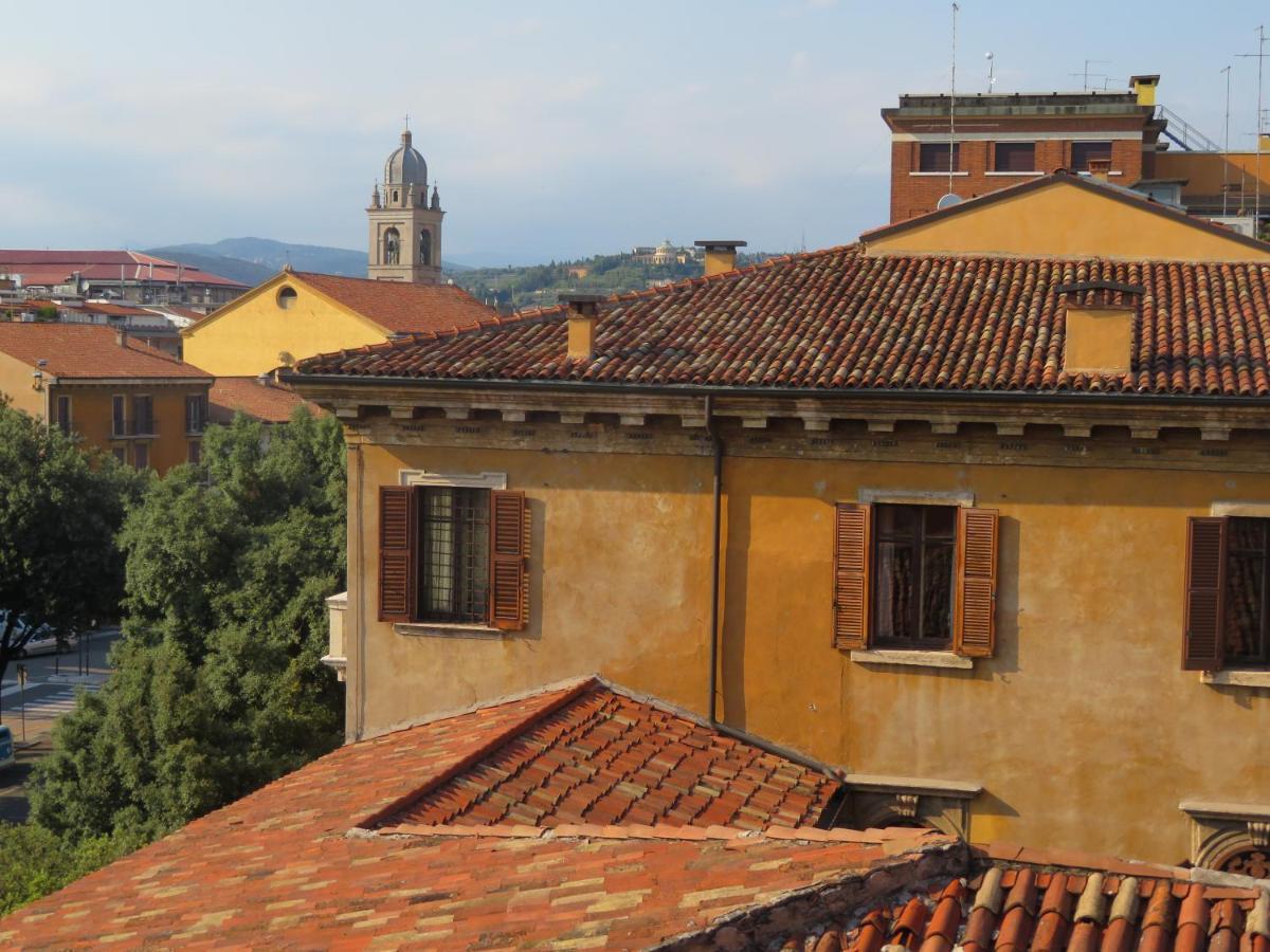 City39 "Residenze Del Cuore" Vérone Extérieur photo